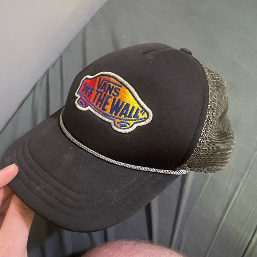 Vans Skateboarding trucker hat